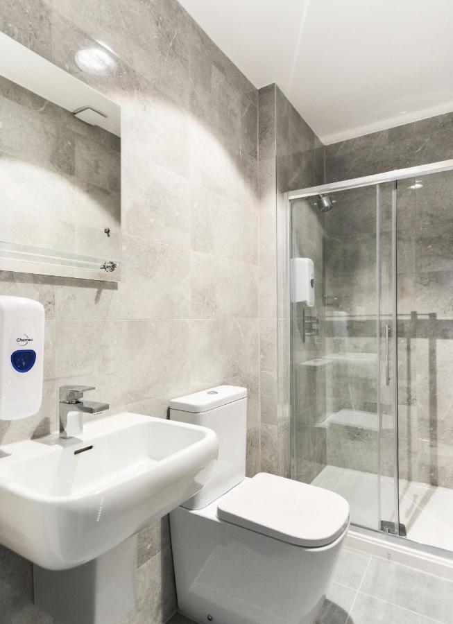 Green View Hotel Near دارتفورد المظهر الخارجي الصورة